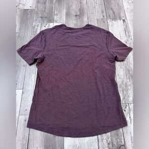 Lululemon 5 Year Basic V Short Sleeve Shirt Men Size Small